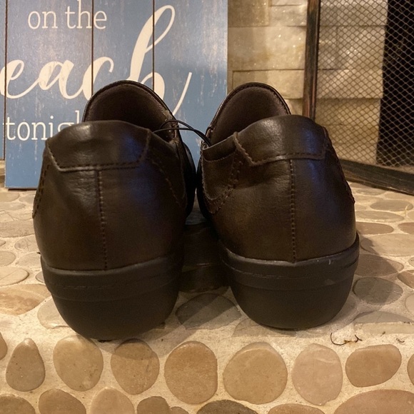 NWOT, White Mountain Faux leather comfort clog size 10 - Picture 5 of 8